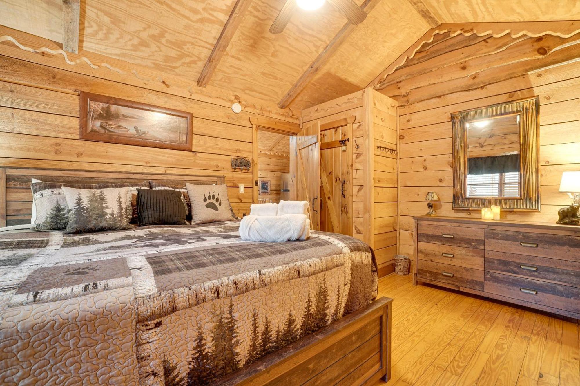 Secluded Family Retreat In Dahlonega With Hot Tub! Villa Eksteriør billede