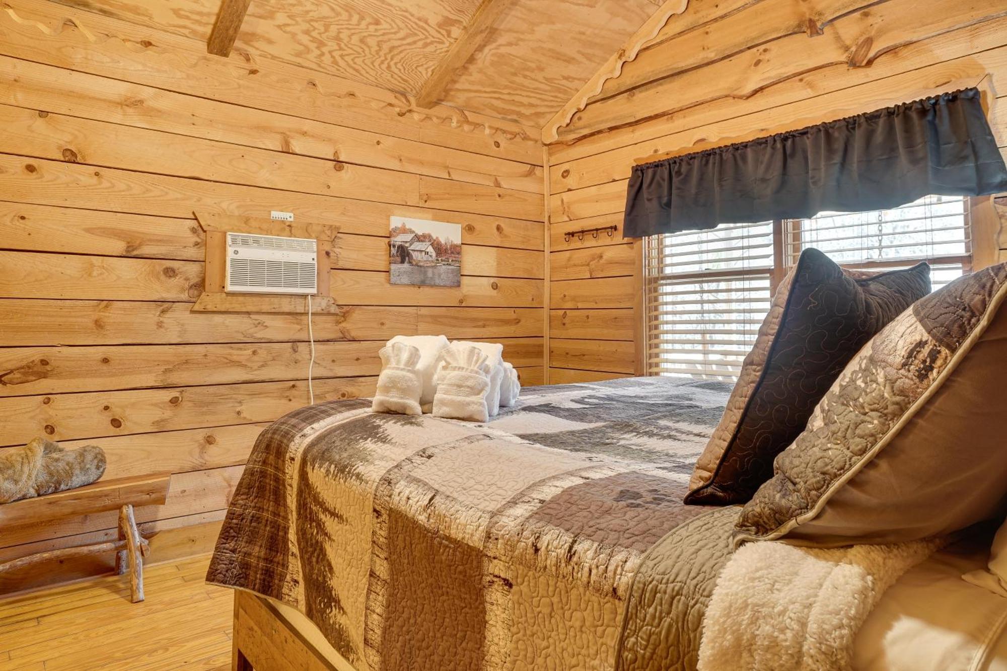 Secluded Family Retreat In Dahlonega With Hot Tub! Villa Eksteriør billede