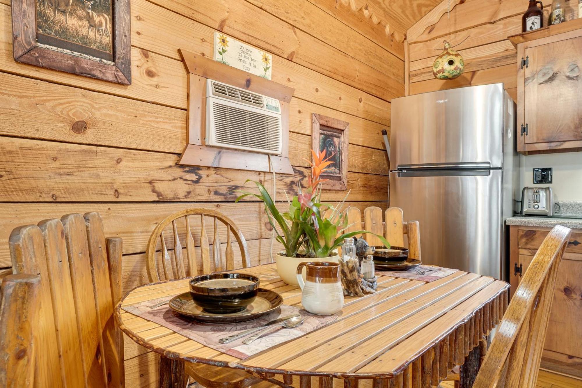 Secluded Family Retreat In Dahlonega With Hot Tub! Villa Eksteriør billede
