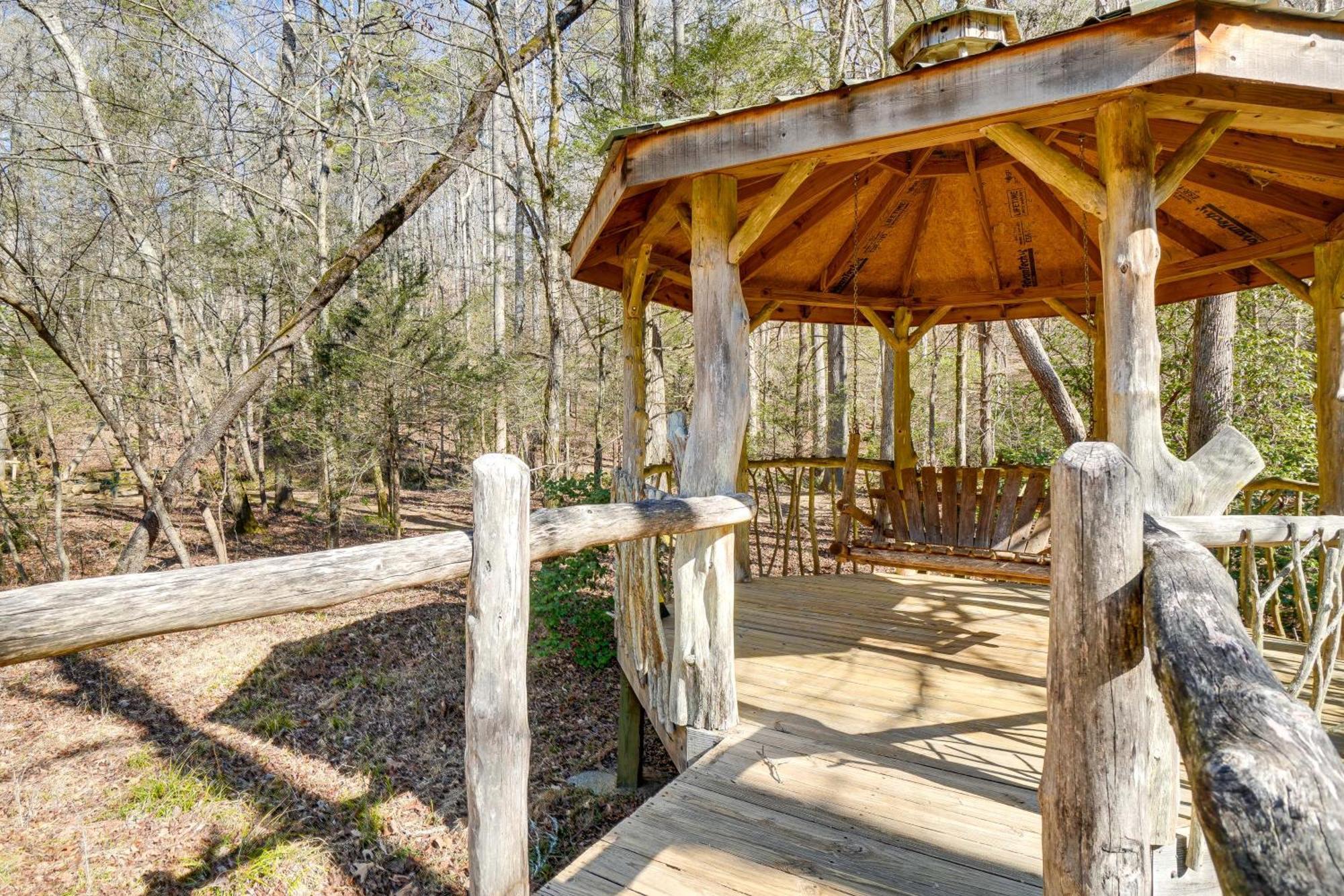 Secluded Family Retreat In Dahlonega With Hot Tub! Villa Eksteriør billede